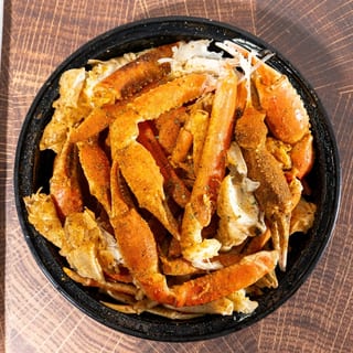 Mo's Garlic Butter Snow Crab Tray